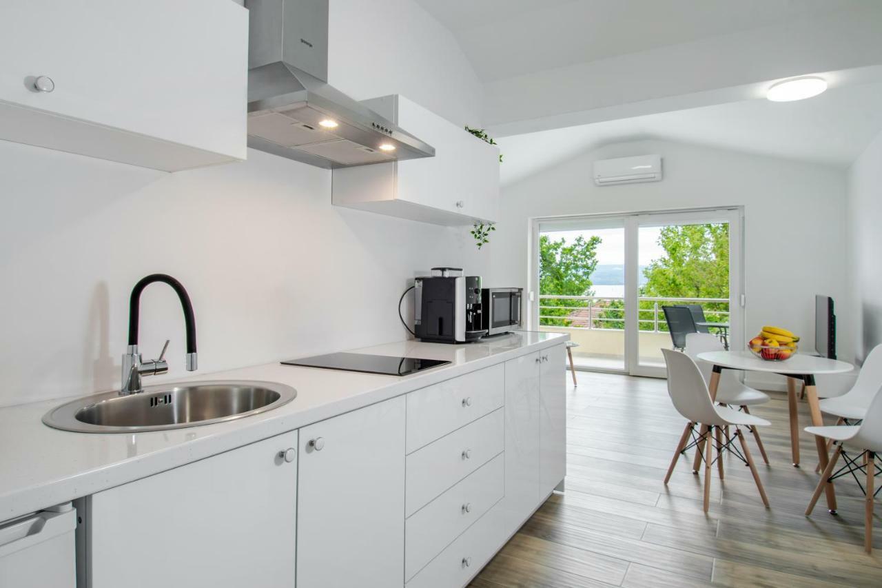 Apartments Mijo Dugi Rat Εξωτερικό φωτογραφία