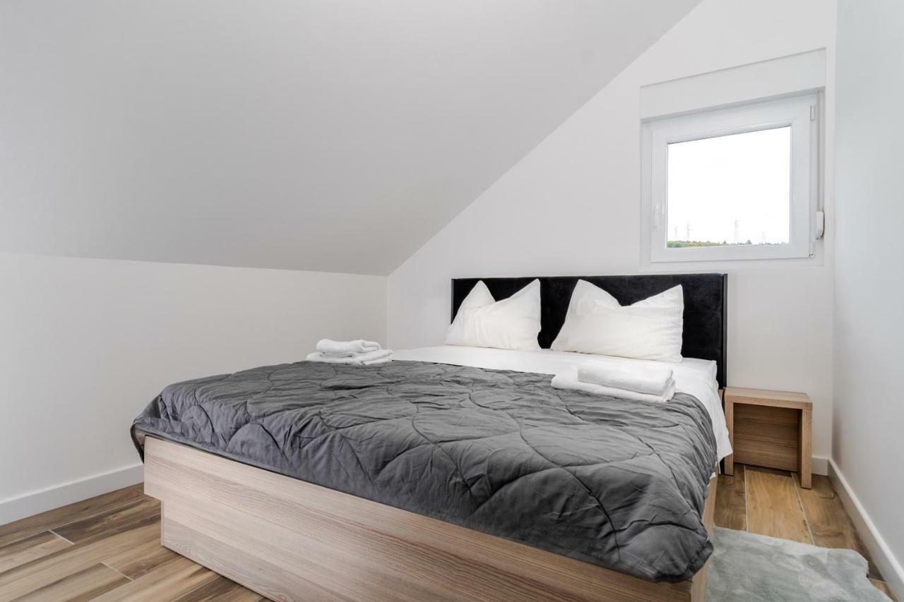 Apartments Mijo Dugi Rat Εξωτερικό φωτογραφία
