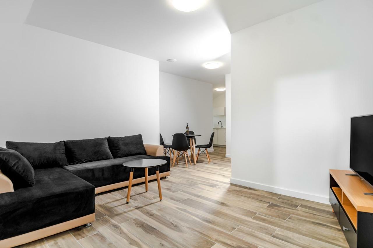 Apartments Mijo Dugi Rat Εξωτερικό φωτογραφία