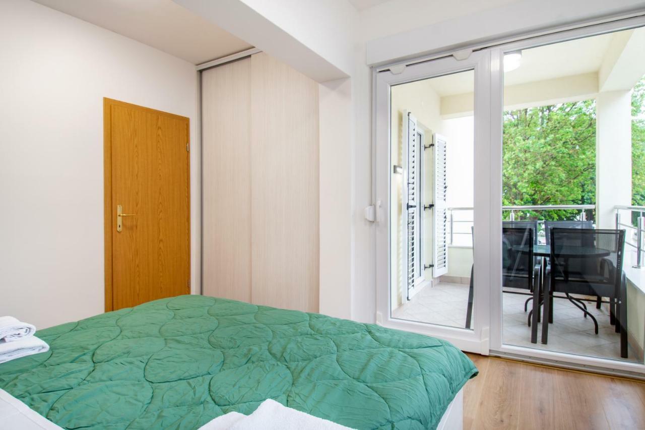 Apartments Mijo Dugi Rat Εξωτερικό φωτογραφία
