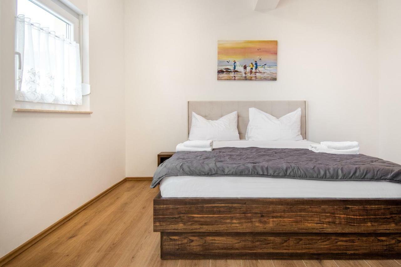 Apartments Mijo Dugi Rat Εξωτερικό φωτογραφία