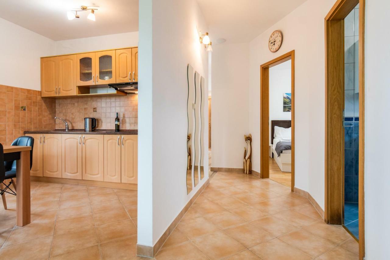 Apartments Mijo Dugi Rat Εξωτερικό φωτογραφία