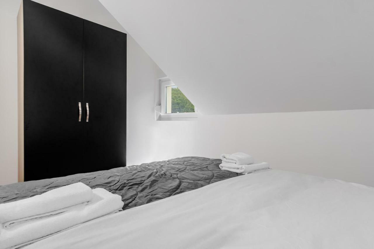 Apartments Mijo Dugi Rat Εξωτερικό φωτογραφία